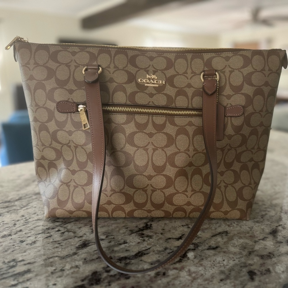 Coach Gallery Tote